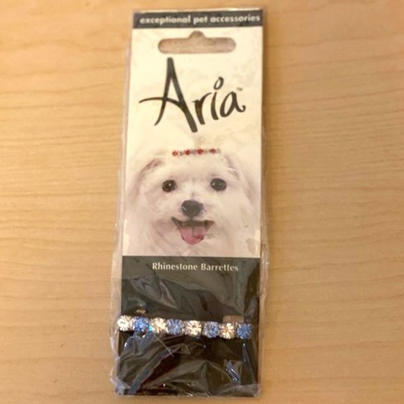 🎉 HP 🎉 NWT Starlet Aria Crystal Rhinestone Dog Barrette ✨ - Picture 1 of 4